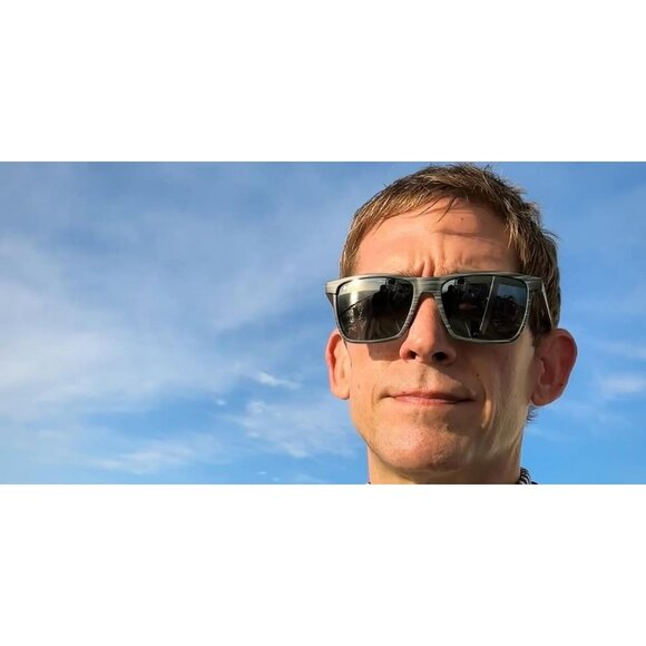 New MAUI JIM One Way Brown Polarised Square H875 10 Sunglasses Women - Picture 4 of 6